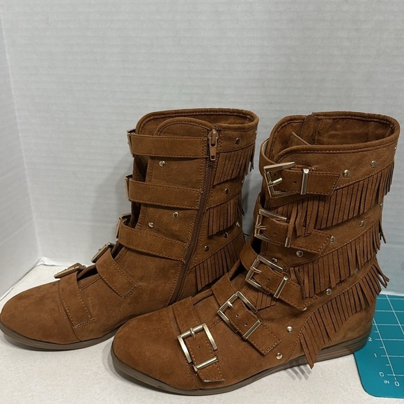 Fringe Buckle Suede Boots - Brown - Picture 6 of 14